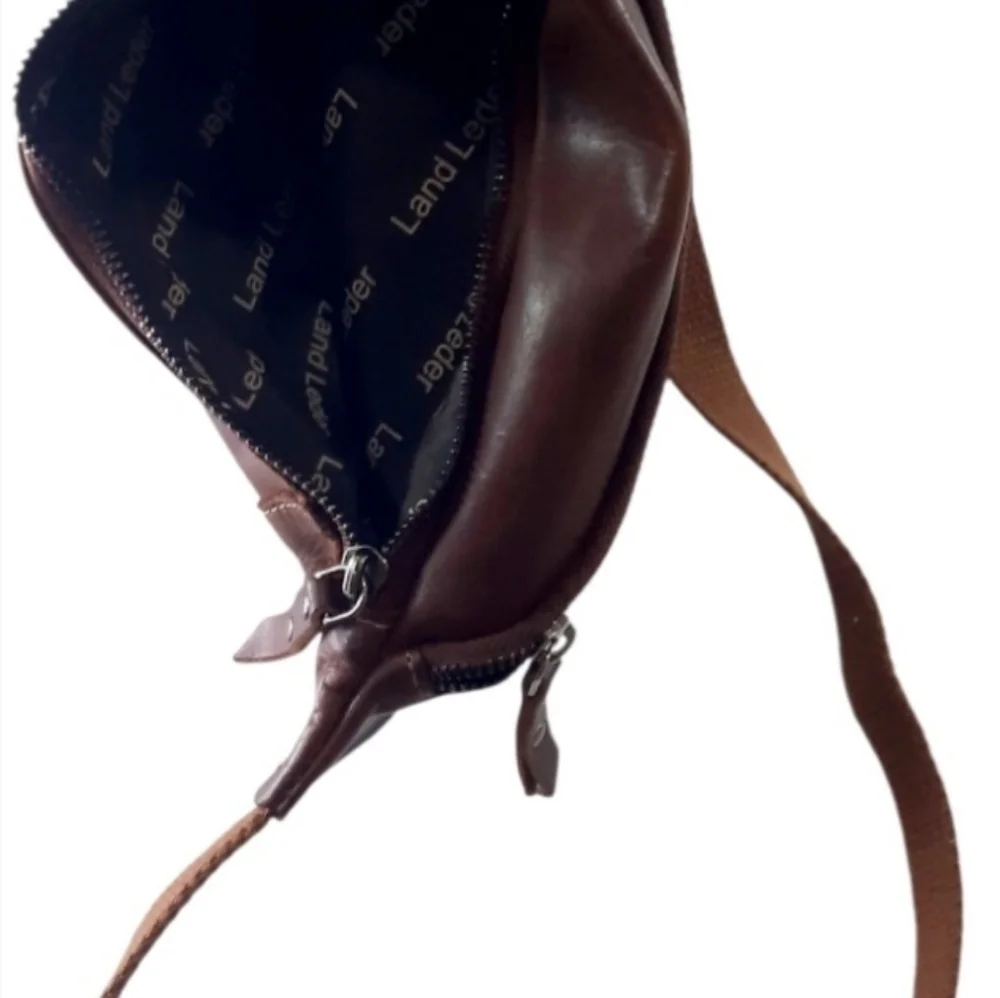 LandLeder Old School Beltbag/ Crossbody Leather.